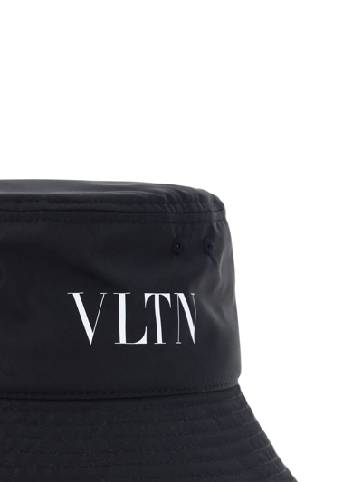Shop Valentino Garavani Vlnt Hat In Nero/bianco