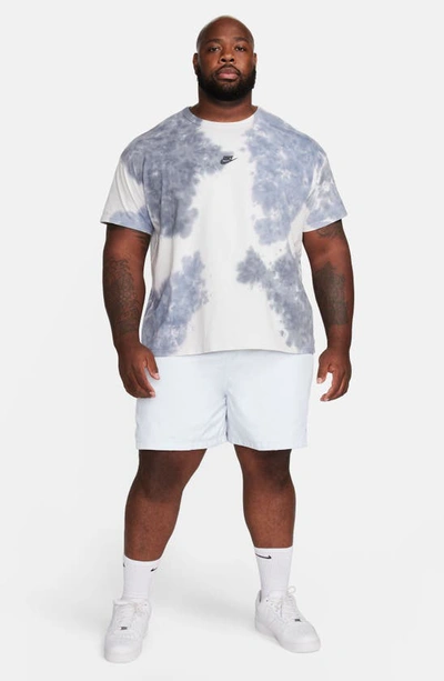 Nike Men's Club Flow Relaxed-fit 6" Drawstring Shorts In Pure Platinum/ White