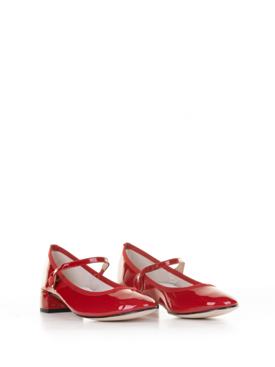 Shop Repetto Ballerina In Shiny Leather With Strap In Flamme