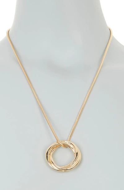 Shop Nordstrom Rack Double Ring Pendant Necklace In Gold