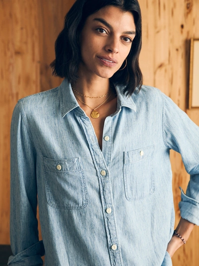 Faherty Chambray Button Down Shirt In Mid Wash