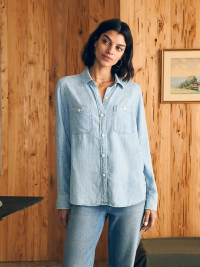 Faherty Chambray Button Down Shirt In Mid Wash