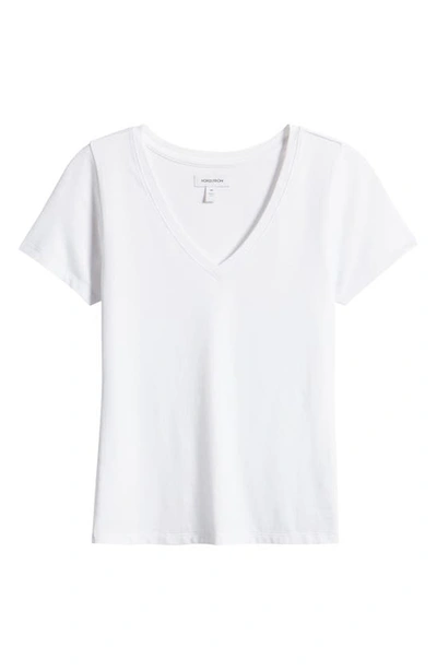 Nordstrom Everyday V-neck T-shirt In White