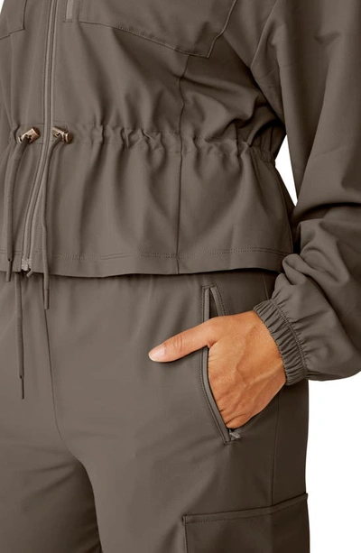 Beyond Yoga City Chic Cargo Pants In Dune