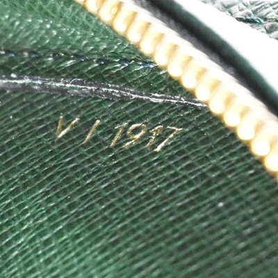 Pre-owned Louis Vuitton Baikal Green Leather Clutch Bag ()