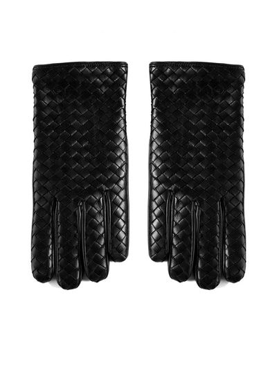 Shop Bottega Veneta Gloves In Black