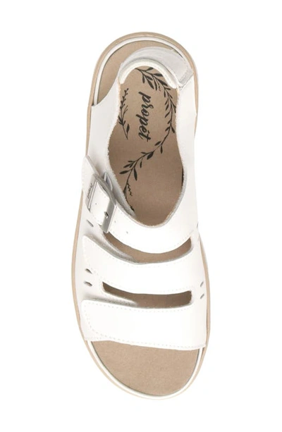 Propét Breezy Walker Sandal In White Onyx