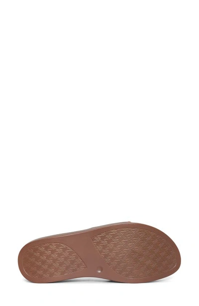 Donald Pliner Barbera Flip Flop In Coral