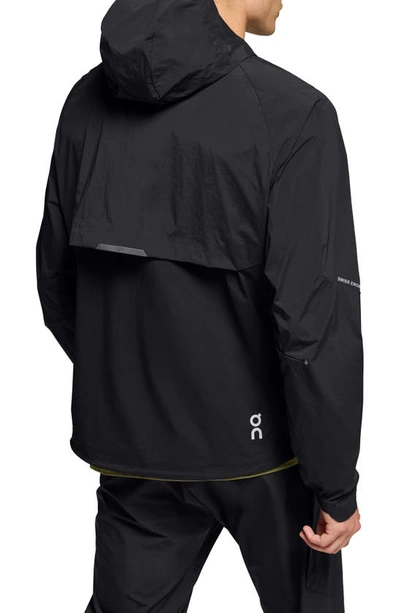 On Core Hooded Packable Running Jacket In Black
