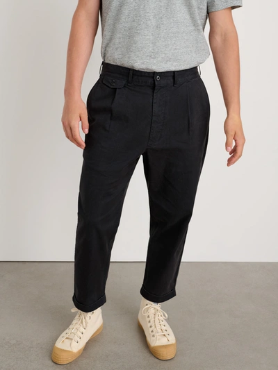 Shop Alex Mill Standard Pleated Pant In Chino In Black