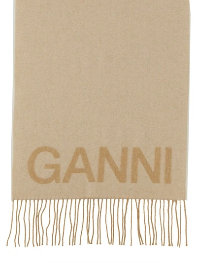 Shop Ganni Sciarpa Con Logo In Beige