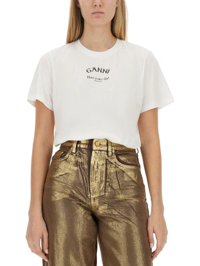 Shop Ganni T-shirt Con Logo In White