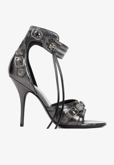 Shop Balenciaga Cagole H110 Leather Sandals In Metallic