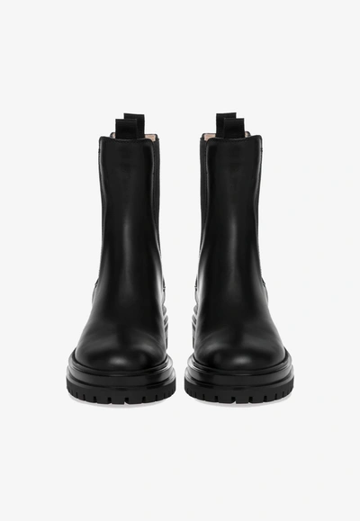 Gianvito Rossi Chester Leather Chelsea Boots In Black