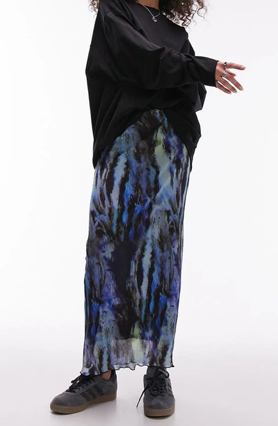Shop Topshop Abstract Print Plissé Maxi Skirt In Blue Multi
