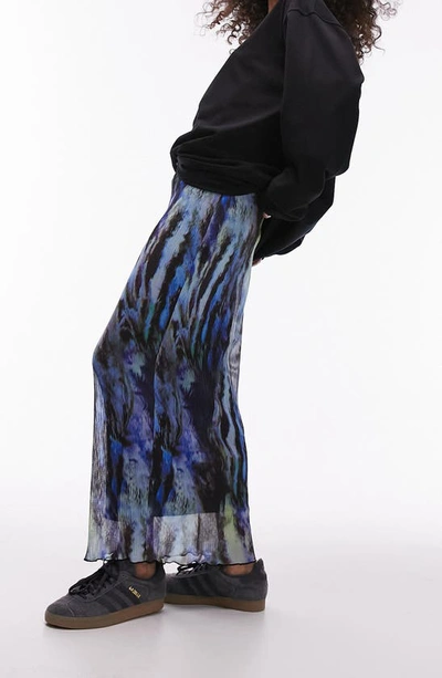 Shop Topshop Abstract Print Plissé Maxi Skirt In Blue Multi
