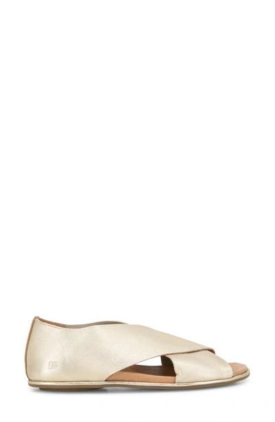 Gentle Souls By Kenneth Cole Laniey Sandal In Champagne