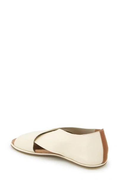 Gentle Souls By Kenneth Cole Laniey Sandal In Stone Leather