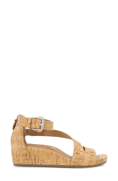 Gentle Souls By Kenneth Cole Gwen Asymmetric Strappy Sandal In Natural