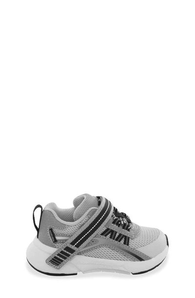 Stride Rite Kids' Made2play® Journey 3.0 Sneaker In Grey