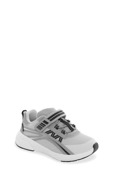 Stride Rite Kids' Made2play® Journey 3.0 Sneaker In Grey