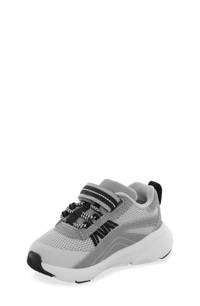 Stride Rite Kids' Made2play® Journey 3.0 Sneaker In Grey