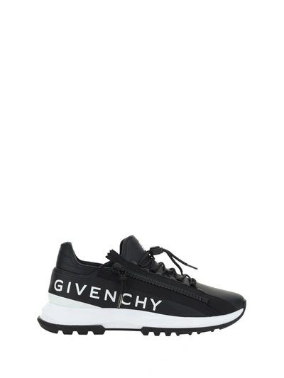 Shop Givenchy Sneakers Spectre Runner In Black/white