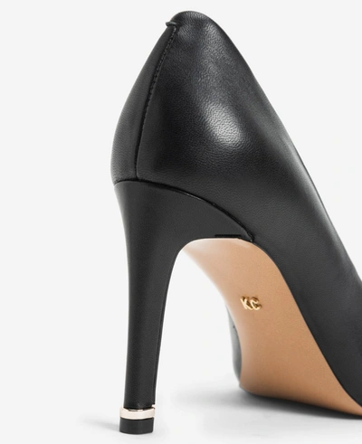 Kenneth Cole Riley 85 Leather Heel With Rebound In Black