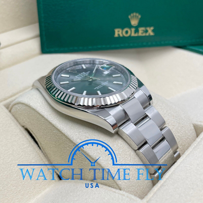 Pre-owned Rolex Datejust 41mm 126334 Fluted Bezel Rhodium Index Dial Oyster Bracelet Steel