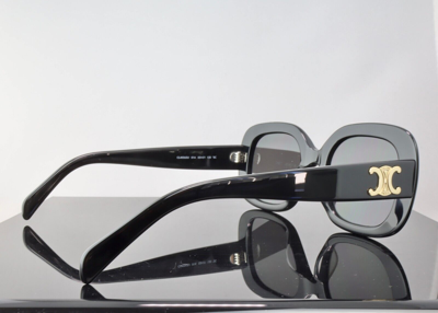 Pre-owned Celine Cl40262u 01a Black / Grey Lens Oval Oversized Sunglasses 100% Uv In Gray