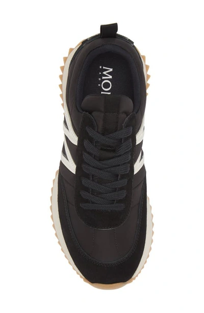 Moncler Pacey Low-top Sneakers In Black
