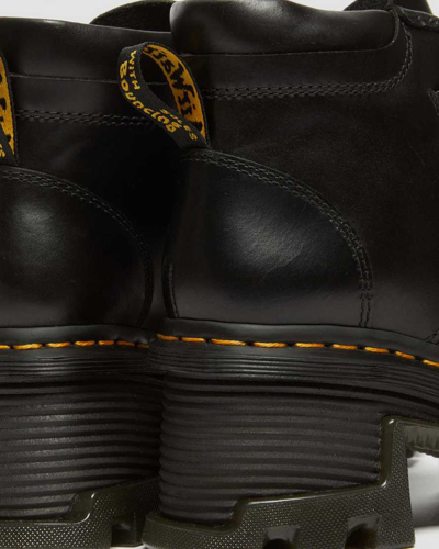 Dr. Martens' Corran 3-eye Atlas Leather Heeled Boots In Schwarz
