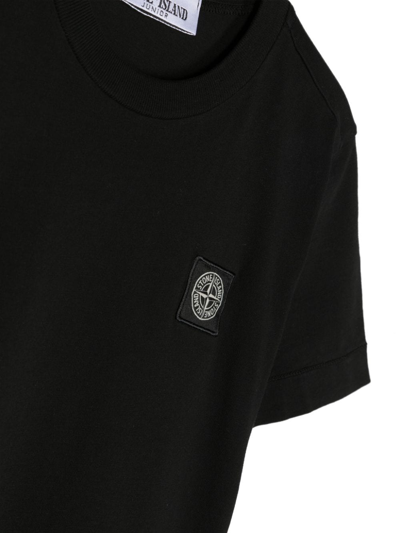 Shop Stone Island T-shirt Con Logo In Black