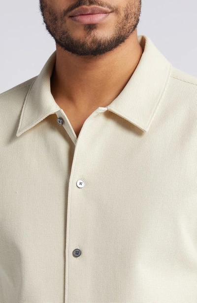 Frame Textured Short Sleeve Button-up Shirt In Beige
