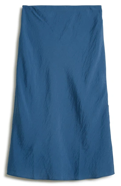 Shop Madewell Crinkled Satin Slip Skirt In Curfew