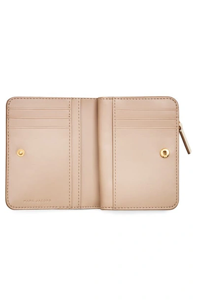 Shop Marc Jacobs The Mini Compact Leather Bifold Wallet In Cloud White
