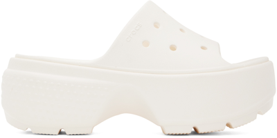 Crocs Logo Embossed Slippers In Chalk
