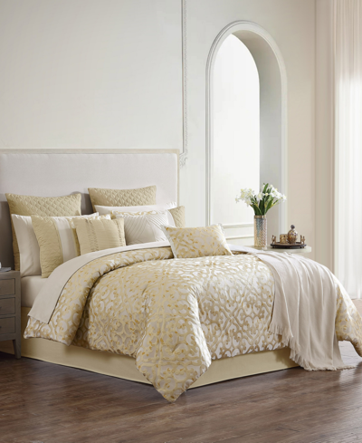 Hallmart Collectibles Caroline 14 Pc. Comforter Set In Gold