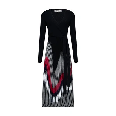 Shop Diane Von Furstenberg Reiko Dress In Flowy_zigazg