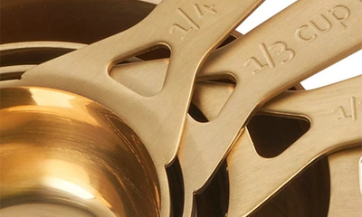 Le Creuset Set Of 4 Measuring Cups In Gold