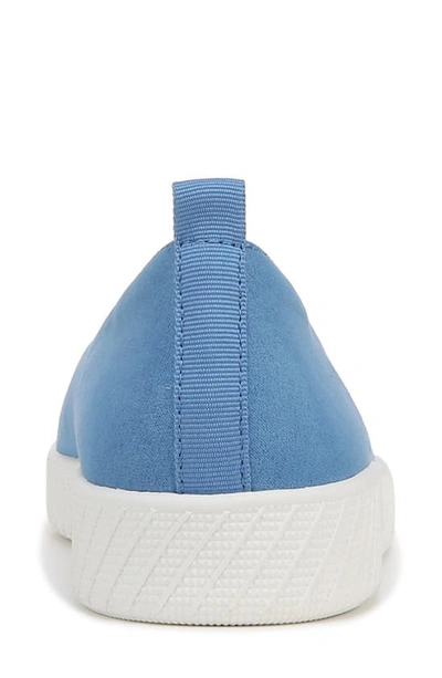 Soul Naturalizer Neela Slip-on Flat In Linen Blue Microsuede Fabric