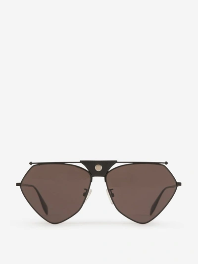 Shop Alexander Mcqueen Geometric Sunglasses In Negre