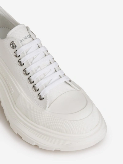 Shop Alexander Mcqueen Tread Slick Sneakers In Blanc