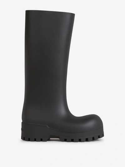 Shop Balenciaga Bulldozer Rain Boots In Negre