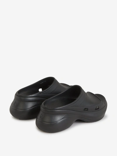 Shop Balenciaga Pool Platform Sandals In Negre