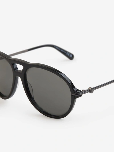 Shop Moncler Aviator Sunglasses In Negre