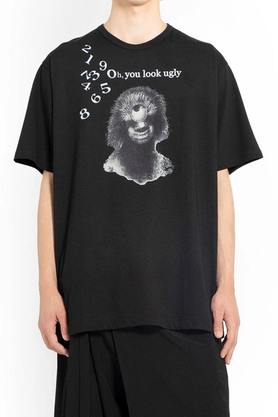 Shop Yohji Yamamoto T-shirts In Black