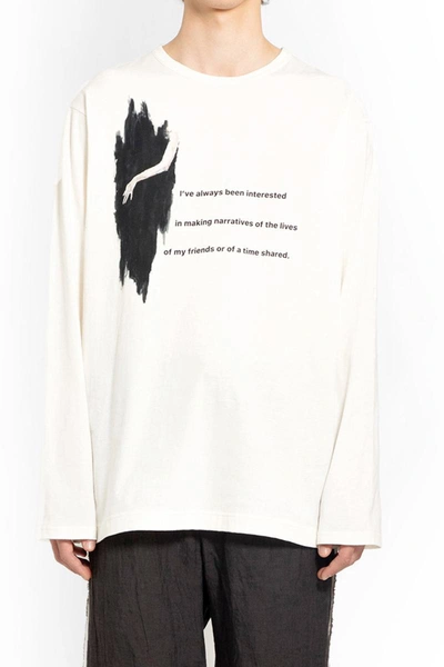 Shop Yohji Yamamoto T-shirts In Off-white