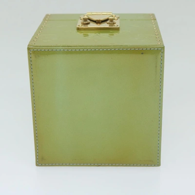 Pre-owned Louis Vuitton Bleecker Green Patent Leather Clutch Bag ()