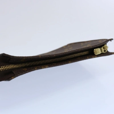 Pre-owned Louis Vuitton Poche Toilette 15 Brown Canvas Clutch Bag ()